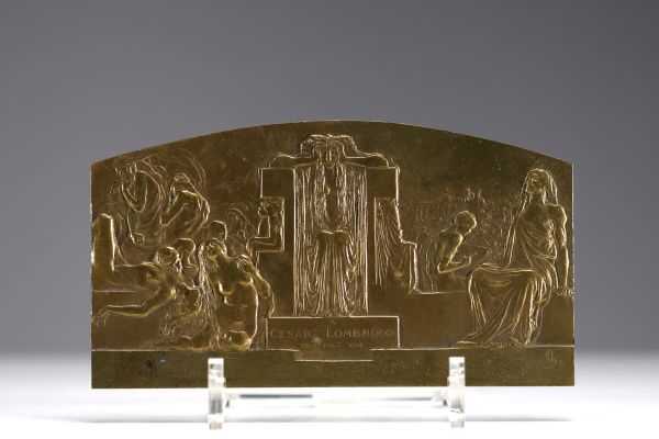 Leonardo BISTOLFI (1859-1933) Bas relief en bronze commémoratif pour Cesare Lombroso à l’occasion de l’Exposition Milan 1906.