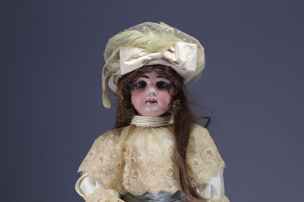 Armand MARSEILLE - Porcelain head doll n°11, circa 1890.