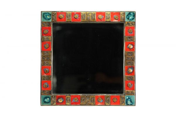 Square mirror in enameled ceramic and gilded brass, circa 1950-60.