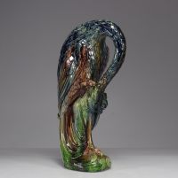 Vase en faïence de Bruges, modèle « échassier » vers 1900