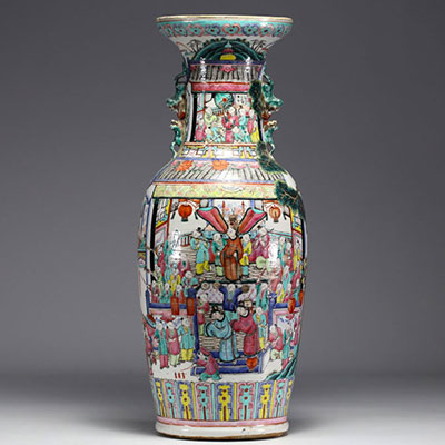 China - Large famille rose porcelain vase with figures, 19th century.