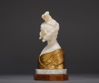 Alphonse Henri NELSON (1854-1919) Elegant bust in marble and gilt bronze.