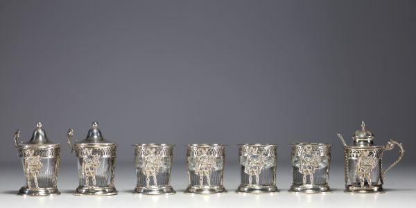 Set of solid silver saltcellars and mustard pots, French work from the 19th century.