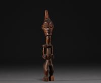 RDC - Statuette Bena Lulua finement sculptée.