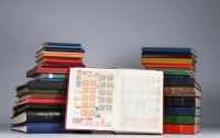 Set of 35 albums of world stamps originating from China, Europe, etc. (Lot 2)