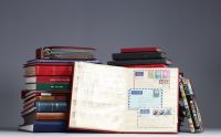 Set of various stamp albums and documents from China and around the world.