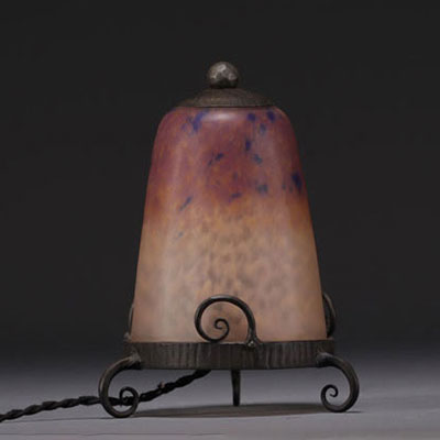 Charles SCHNEIDER (1881-1953) - Art Nouveau nightlight in shaded glass and wrought iron, signed.