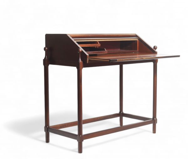 Prosperio FRATELLI (XX) Small rosewood writing desk, circa 1960.