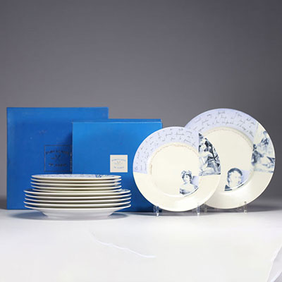 ‘Les Romantiques et leurs Egéries’ Porcelaine de Paris, Collection Saint Bris - Set of 12 plates in a box.