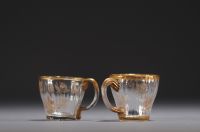 DAUM Nancy - Pair of small glass cups with engraved thistle design enhanced with gold, signed.