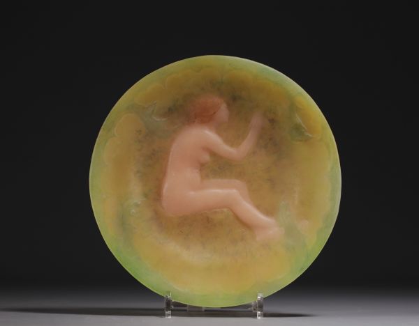 Amalric WALTER (1870-1959) Glass paste dish decorated with a nude woman, signature in the decoration.