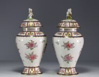 Pair of Samson porcelain vases in the ‘Compagnie des Indes’ style, 19th century