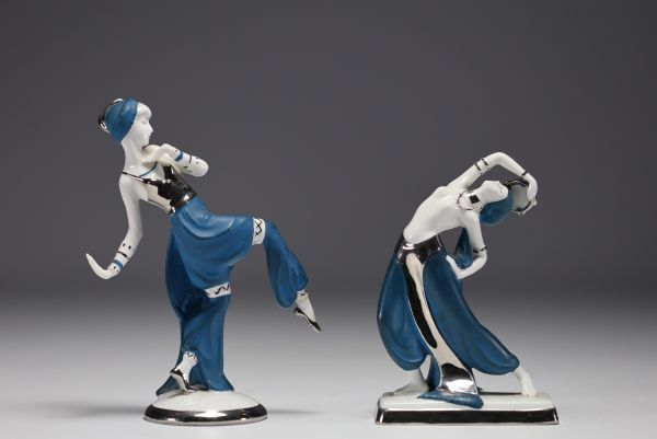 Joseph RIEDL - Couple de danseuses en porcelaine allemande polychrome, vers 1930.