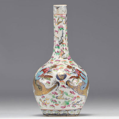 Famille rose porcelain vase decorated with dragons