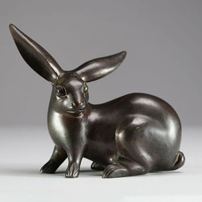 Hare, bronze sculpture, unsigned, mid 20th century.