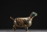 China - Bird-shaped cloisonné bronze perfume burner decorated with dragons, 18th century.