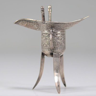 China - Wine cup, ritual object in solid silver, hallmarked.