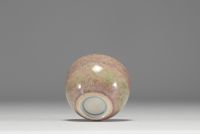 China - Small flamed porcelain brush pot, two-circle mark underneath, 19th century.