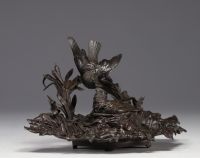 Bronze inkwell decorated with birds on a nest, 19th century.