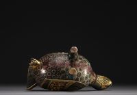 China - Bird-shaped cloisonné bronze perfume burner decorated with dragons, 18th century.