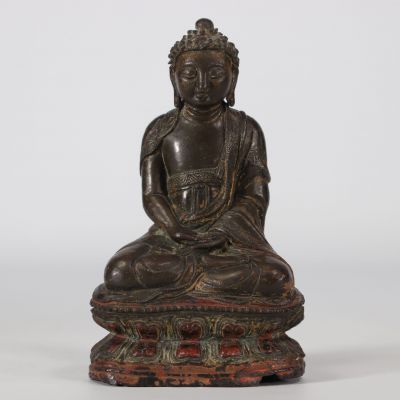 Bronze Buddha, traces of lacquer. Ming Dynasty