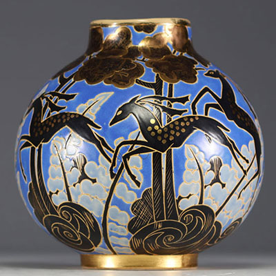 Raymond CHEVALLIER (1900-1959) Boch frères Keramis - Art-Deco ball vase with deer decoration.