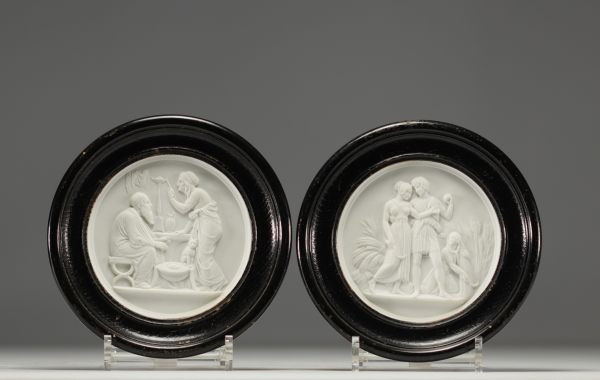 Pair of porcelain medallions, 