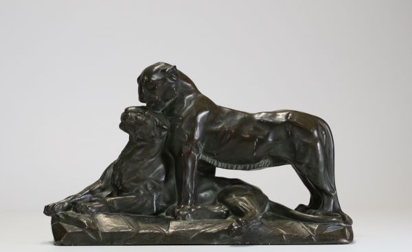 L. BOUCHÉ (19th-20th century) Couple of panthers - Glazed terracotta, signed.