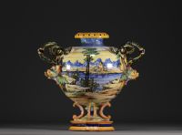 Albarello majolica urn vase decorated with antique scenes.