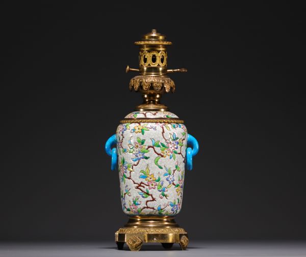 Jules VIEILLARD & Cie à Bordeaux - Enamelled earthenware oil lamp mounted on bronze, 19th century.