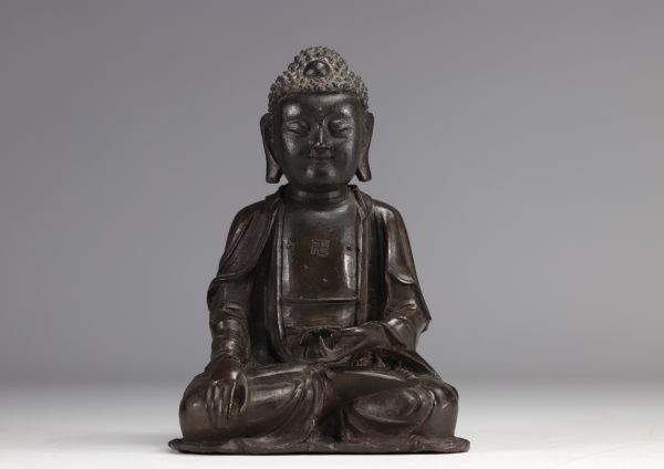 China - Large bronze Buddha statue, Ming period (明朝 - 1368-1644)