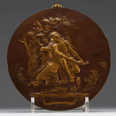 Jules Edouard ROINE (1857-1916) Médaillon bas relief en bronze à deux patines, signé, fondeur Barbedienne, XIXème.