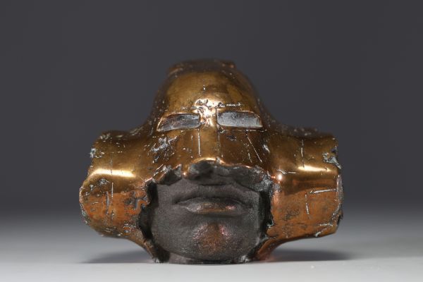 Félix ROULIN (1931-2003) ‘Visage au masque’ Bronze sculpture, signed and numbered 8/50.