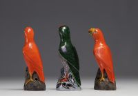 China - Glazed stoneware parrots, Qing dynasty.