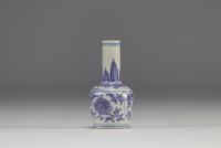 China - Miniature porcelain vase in white and blue with Xuande mark, Ming period (1368-1644)