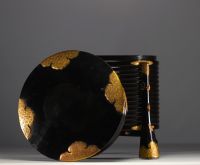 Japan - Meiji period black and gold lacquer Hokkai-Bako box, 19th century.