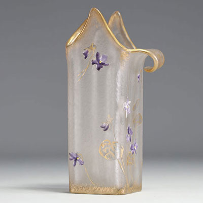MONTJOYE, Verrerie de Saint Denis - Vase in acid-etched frosted glass with enamelled decoration of violets.