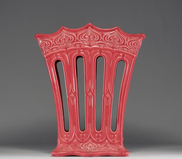 Cane holder in pink Sarreguemines earthenware, Art Nouveau period, stamped under the piece.