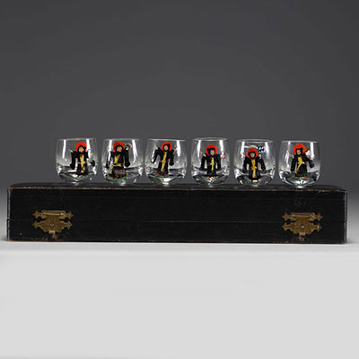 Eduard RAU Theresienthaler Cristallglasfabrik-Niederlage - Set of six enamelled glass liqueur glasses, Munich, 19th century.