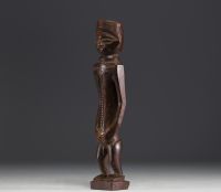 Afrique RDC - Fétiche Tchokwé en bois sculpté.