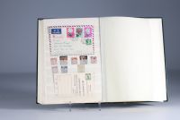 Set of various stamp albums and documents from China and around the world.