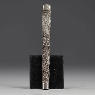 China / Indochina - Solid silver parasol handle with dragon design circa 1900/1920