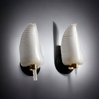 Murano - Pair of leaf-shaped glass and brass wall lights, circa 1960-70.
