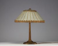 TIFFANY STUDIOS ‘New York’ 1900 - Table lamp with bronze foot and frosted glass shade, signed and numbered under the base.