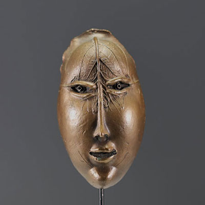 Paul WUNDERLICH (1927-2010) Masque en bronze, monogrammé et numéroté 7/12.
