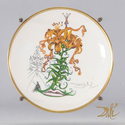 Salvador DALI (1904-1989) assiette en porcelaine 