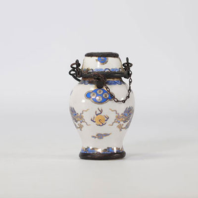 Chinese porcelain opium pipe decorated with dragons