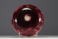 André DELATTE (1887-1953) Coupe quadrilobée en verre multicouche dégagé à l'acide au décor aquatique, signé.