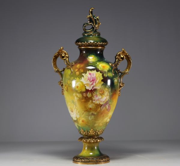 Franz A. MEHLEM (Royal Bonn) - Large covered earthenware vase with floral and gold decoration, artist F. Nage, 19th-20th century.