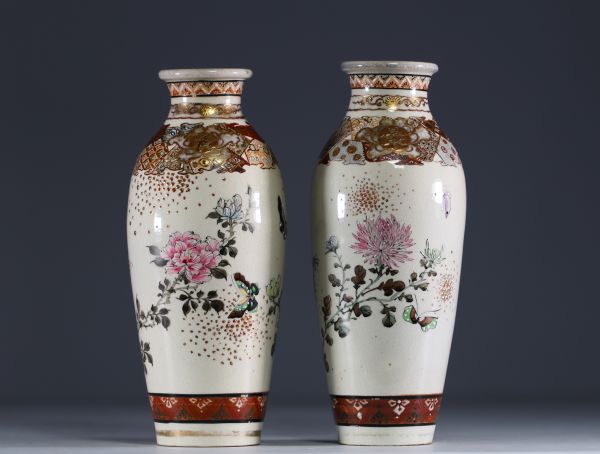 Japan - Pair of Satsuma porcelain vases with floral and butterfly decoration, Meiji period.